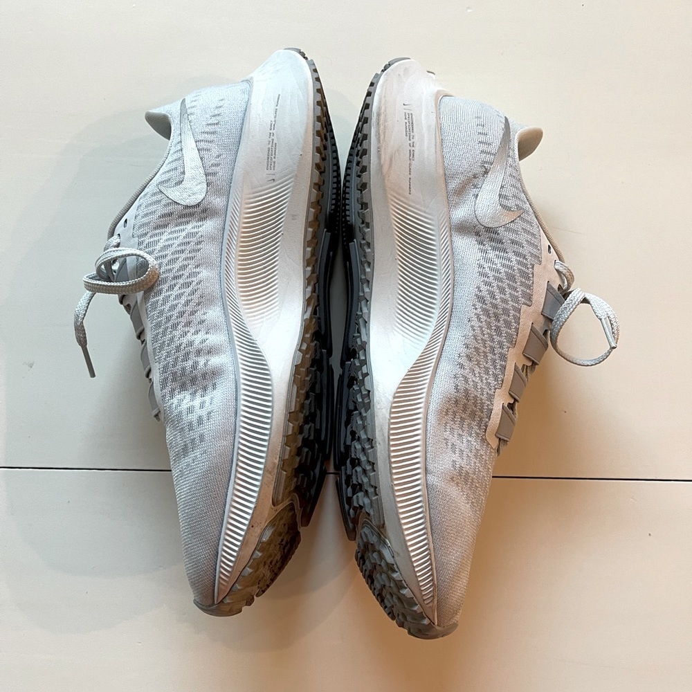 NIKE Womens Air Zoom Pegasus 37 "Platinum" Running Shoe - Picture 7 of 16